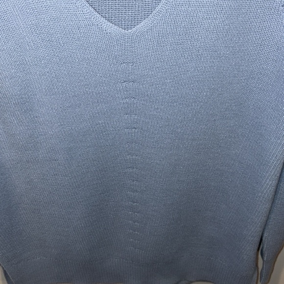 Athleta Hanover Refined Merino Wool Vneck Pullover Sweater Size Small Light Blue - Picture 7 of 13